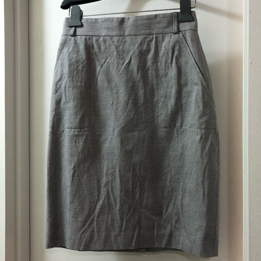 Akris Punto Pencil Skirt with Pockets